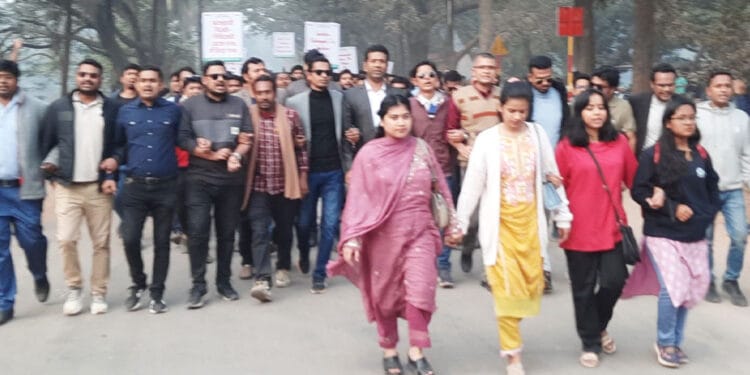 জাকসুর গঠনতন্ত্র সংস্কারের দাবিতে উপাচার্য বরাবর ছাত্রদলের স্মারকলিপি