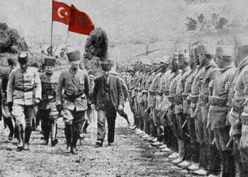 কাঠ ব্যবসায়ীর ছেলে গড়েছিলেন আধুনিক তুরস্ক