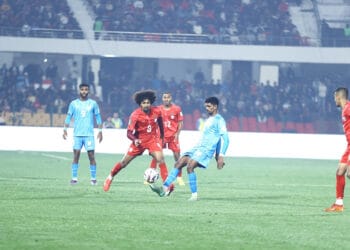 মাঠজুড়ে খেললেন হামজা, ভারত থেকে ড্র নিয়ে ফিরছে বাংলাদেশ