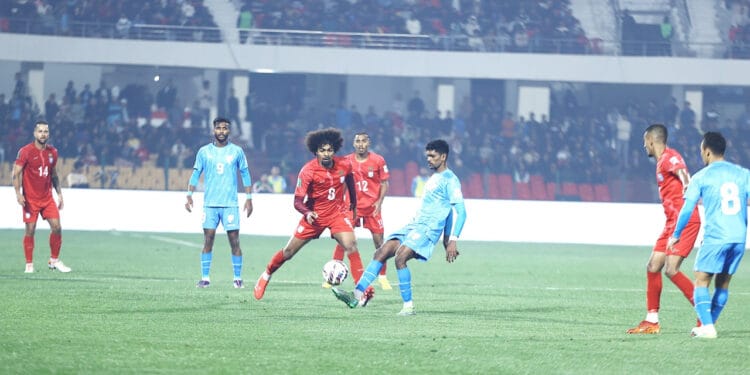 মাঠজুড়ে খেললেন হামজা, ভারত থেকে ড্র নিয়ে ফিরছে বাংলাদেশ