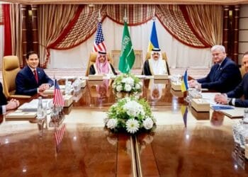 যুক্তরাষ্ট্রের প্রস্তাব মেনে নিল ইউক্রেন