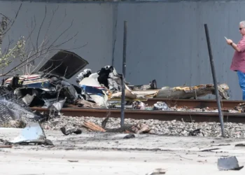 নিউইয়র্কে বিমান বিধ্বস্ত, সব আরোহী নিহত