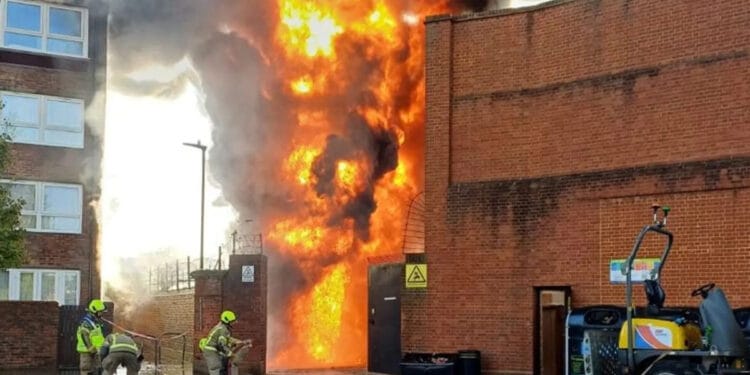 চীনে রেস্তোরাঁয় অগ্নিকাণ্ডে নিহত ২২