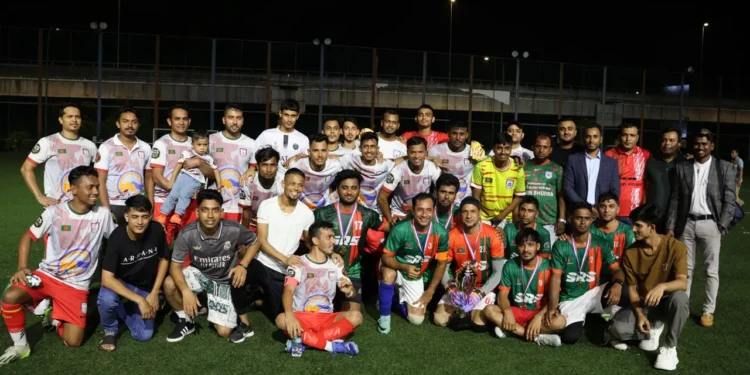 মালয়েশিয়া-সিঙ্গাপুর প্রবাসী বাংলাদেশিদের প্রীতি ফুটবল ম্যাচ অনুষ্ঠিত