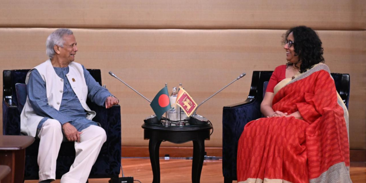 পাচার হওয়া অর্থ ফেরাতে শ্রীলঙ্কার সহযোগিতা চাইলেন ড. ইউনূস