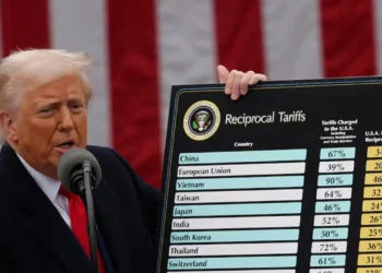 শুল্ক আরোপের ঘোষণায় বাংলাদেশের নাম উচ্চারণ করে যা বললেন ট্রাম্প