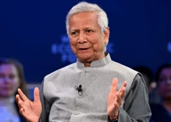 প্রধান উপদেষ্টা কাতার যাচ্ছেন সোমবার