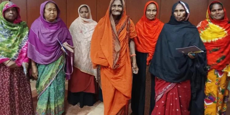 সাপ্তাহিক ছুটির দাবি গৃহকর্মীদের