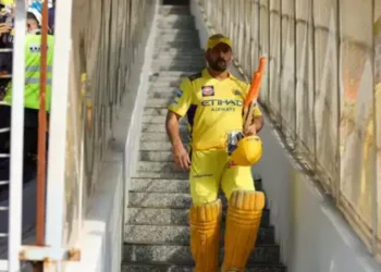 অবসর নিয়ে সিদ্ধান্ত নেননি ধোনি