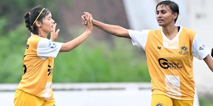 ট্রিপল হ্যাটট্রিকে সাবিনার ঝলক, ভুটানে ২৮-০ গোলের অবিশ্বাস্য জয়