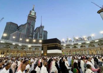 ফ্রিতে হজের আমন্ত্রণ জানাল সৌদি আরব