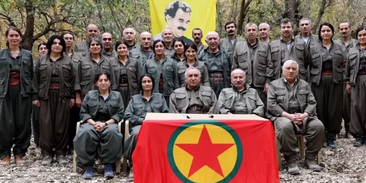 অবশেষে নিজেদের বিলুপ্ত ঘোষণা করল কুর্দিরা