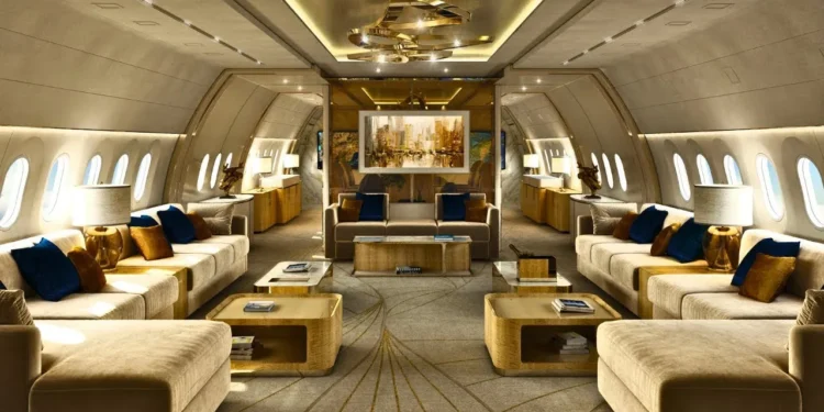 ট্রাম্পকে ‘উড়ন্ত প্রাসাদ’ উপহার দিচ্ছে কাতার