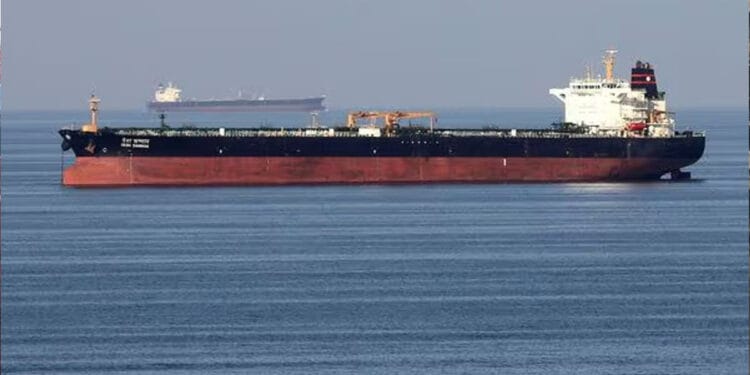 হরমুজ প্রণালি বন্ধের অনুমোদন দিলো ইরানের পার্লামেন্ট