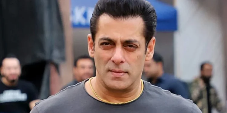 বিরল রোগের কারণে বিয়ে করছেন না সালমান