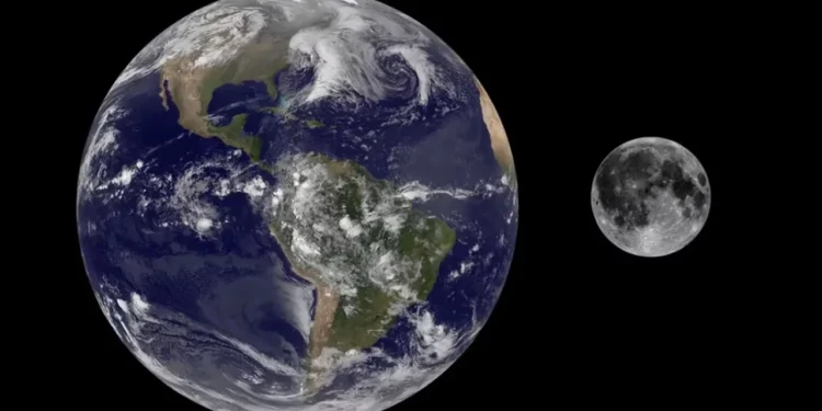 চাঁদে আঘাত করতে আসছে বিরল এক গ্রহাণু