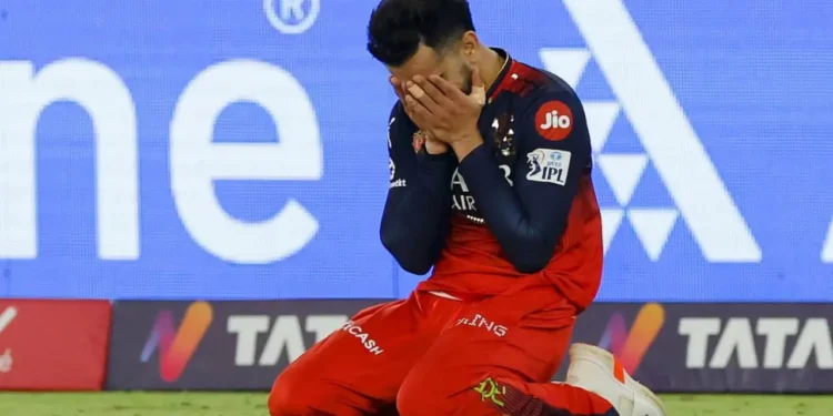 ১৮ বছরের অপেক্ষার অবসানের পর আবেগাপ্লুত কোহলি