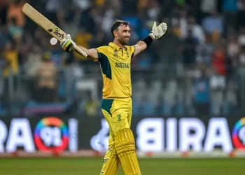 হঠাৎ অবসর নিলেন ম্যাক্সওয়েল