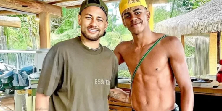 ছুটিতে নেইমারের সঙ্গে সময় কাটাচ্ছেন ইয়ামাল