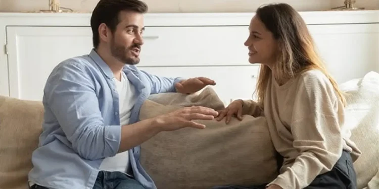 স্ত্রী অল্পতেই রাগছেন? জেনে নিন বিশেষজ্ঞদের পরামর্শ