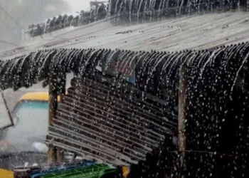 টানা ৫ দিন ভারি বৃষ্টির পূর্বাভাস, সন্ধ্যায় ঝড় হতে পারে যেসব জেলায়