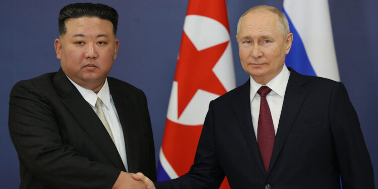 রাশিয়ার হয়ে যুদ্ধ করতে ৩০ হাজার সৈন্য পাঠাচ্ছে উত্তর কোরিয়া