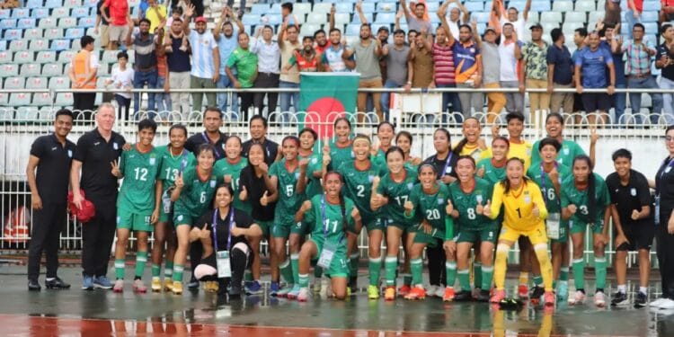 এশিয়ান কাপ দিয়ে বিশ্বকাপও খেলার সুযোগ ঋতুপর্ণাদের সামনে