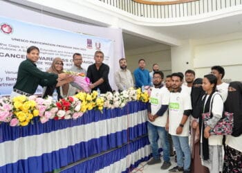 প্রতিবছর দুই কোটি মানুষ ক্যান্সারে আক্রান্ত হয় আর এক কোটি মারা যায়