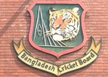ছক্কার ঝড় তুলতে বিশেষজ্ঞ কোচ আনছে বিসিবি