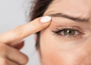 বাম চোখ লাফালে কি বিপদ আসে? কী বলছে ইসলাম