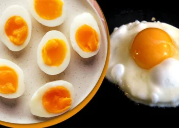 ডিম সেদ্ধ না ভাজা, কোনটি বেশি স্বাস্থ্যকর?