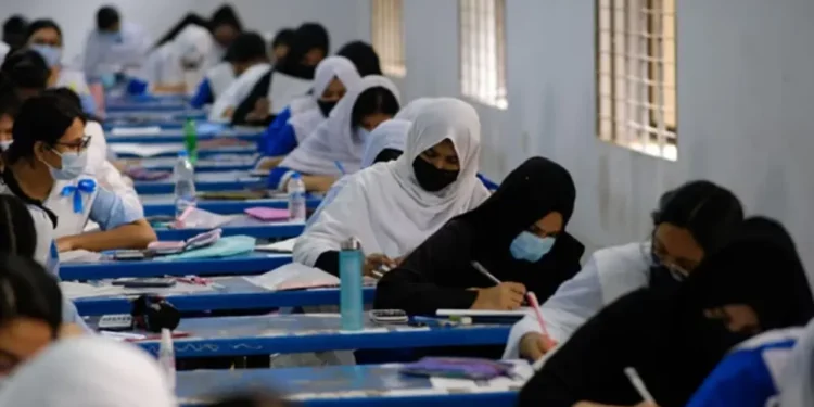 বৃহস্পতিবার গোপালগঞ্জে এইচএসসি পরীক্ষা হচ্ছে না