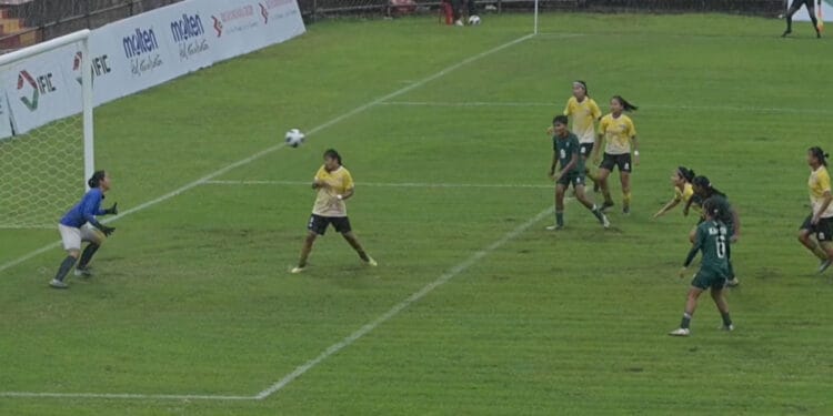 মাঝপথে ভেন্যু বদল, শান্তির হ্যাটট্রিকে ভুটানকে হারালো বাংলাদেশ