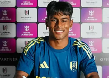 প্রিমিয়ার লিগে বাংলাদেশি বংশোদ্ভূত আরেক ফুটবলারের উত্থান