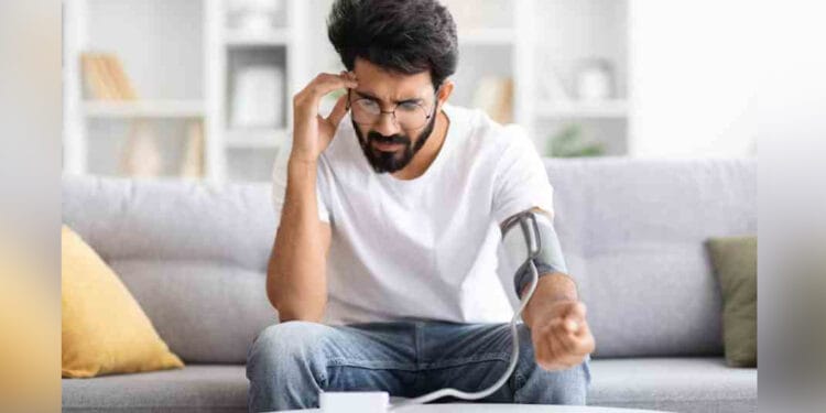 লো প্রেশার হলে দ্রুত ঘরে যা করবেন