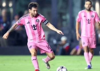 বিশ্রাম চান না মেসি