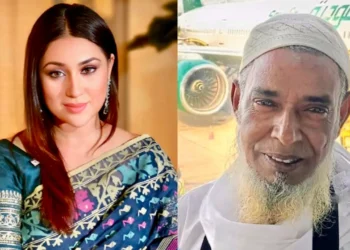 সেই গরু বিক্রেতাকে ওমরাহ পালনে পাঠালেন অপু বিশ্বাস