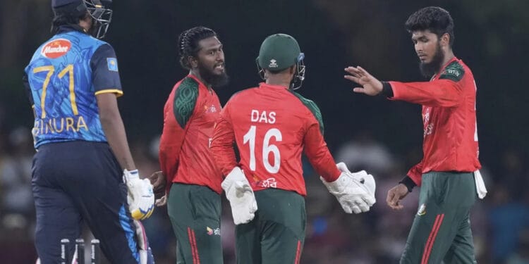 সাকিবকে পেছনে ফেলে দ্বিতীয় দ্রুততম হওয়ার অপেক্ষায় রিশাদ