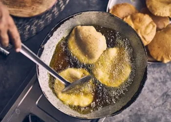 দুই সপ্তাহ তেল ছাড়া খাবার খেলেই শরীরে দেখা দেবে যেসব পরিবর্তন