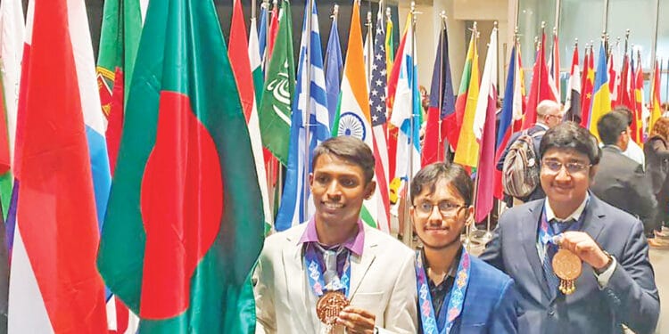 আন্তর্জাতিক জীববিজ্ঞান অলিম্পিয়াডে বাংলাদেশের উজ্জ্বল সাফল্য: তিনটি ব্রোঞ্জ পদক অর্জন