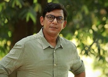 অঝোরে কাঁদলেন চঞ্চল চৌধুরী