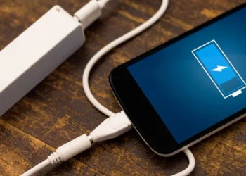 একবার ফোন চার্জ দিলে কত টাকা খরচ হয় আপনার? জেনে নিন