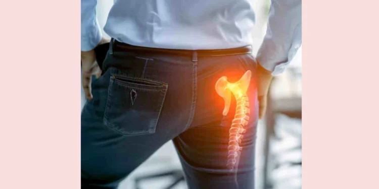 নিয়মিত আঁটসাঁট জিন্স পরছেন? হতে পারে যে বিপদ