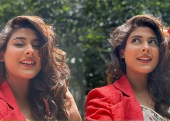 ভক্তদের সঙ্গে নামের অক্ষর খেলায় মেতেছেন মেহজাবীন