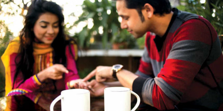 পাত্রীর হাতে চা খেয়ে বেহুঁশ পাত্র, এরপর যা ঘটল