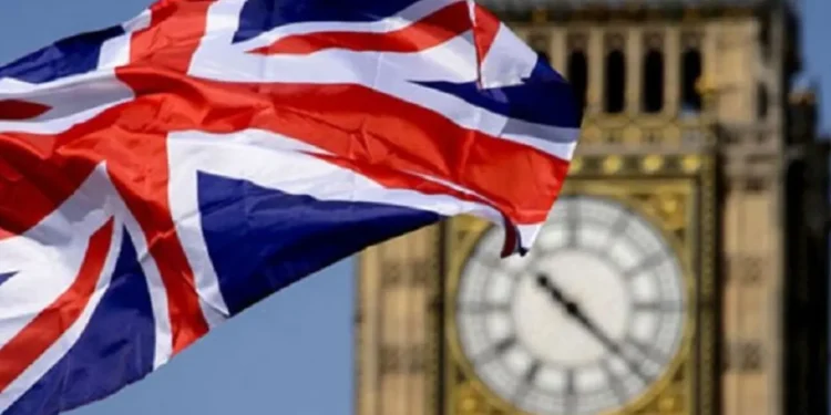 বাংলাদেশিরা ৫ কর্মদিবসেই পাবেন যুক্তরাজ্যের ভিসা, তবে…