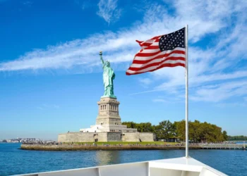 ফেসবুকে আমেরিকার বিরুদ্ধে কিছু বললেই পাবেন না ভিসা