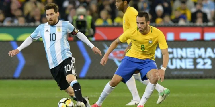 আর্জেন্টিনা ও ব্রাজিলকে দুঃসংবাদ দিল ফিফা