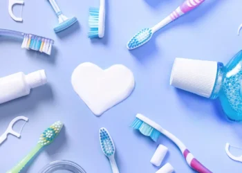 মুখের যত্নে বাড়ে মস্তিষ্কের শক্তি