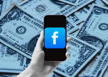 ব্যবহারকারীদের ক্ষতিপূরণের অর্থ দিচ্ছে ফেসবুক, কারা পাবেন?